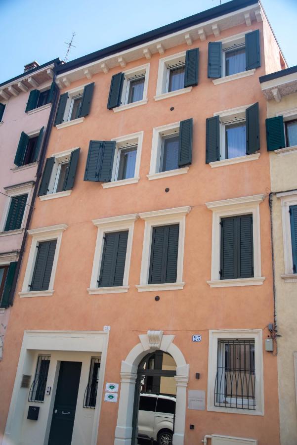 Maison Calcirelli Rooms Verona Esterno foto